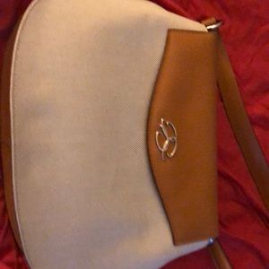 Beautiful brown Óscar de la Renta bag
